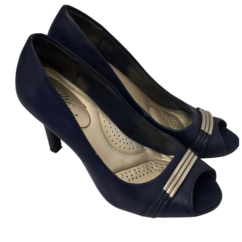 Dexflex Comfort Womens Navy Blue Peep Toe Kitten Pumps Silver Bar Heels Size 6